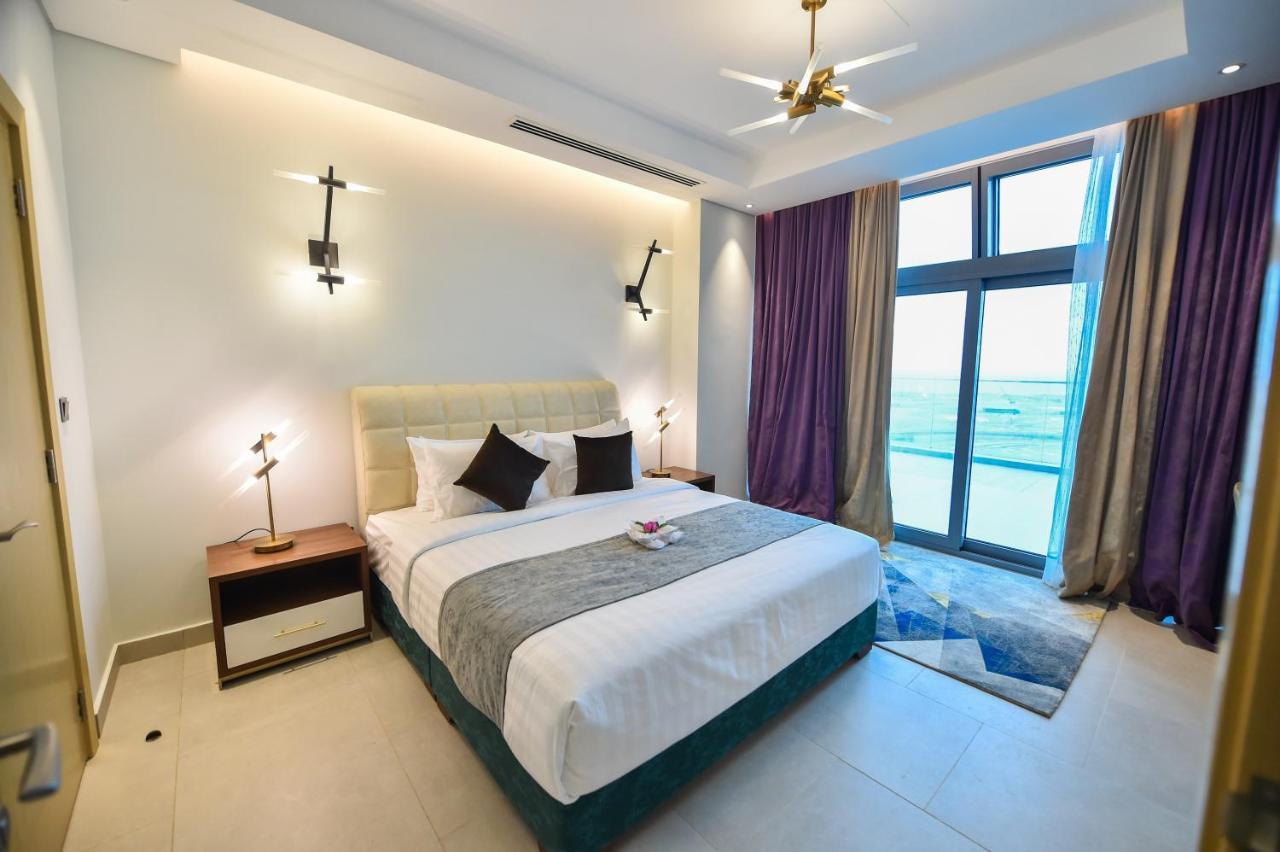 Waterfront Hotel Apartment Lusail Εξωτερικό φωτογραφία A bedroom at the hotel