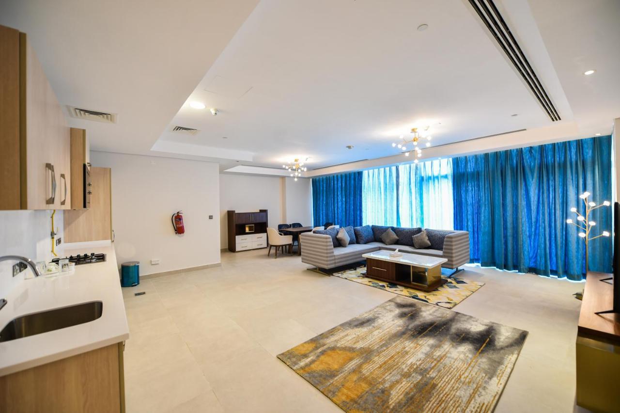 Waterfront Hotel Apartment Lusail Εξωτερικό φωτογραφία A living room in a typical apartment