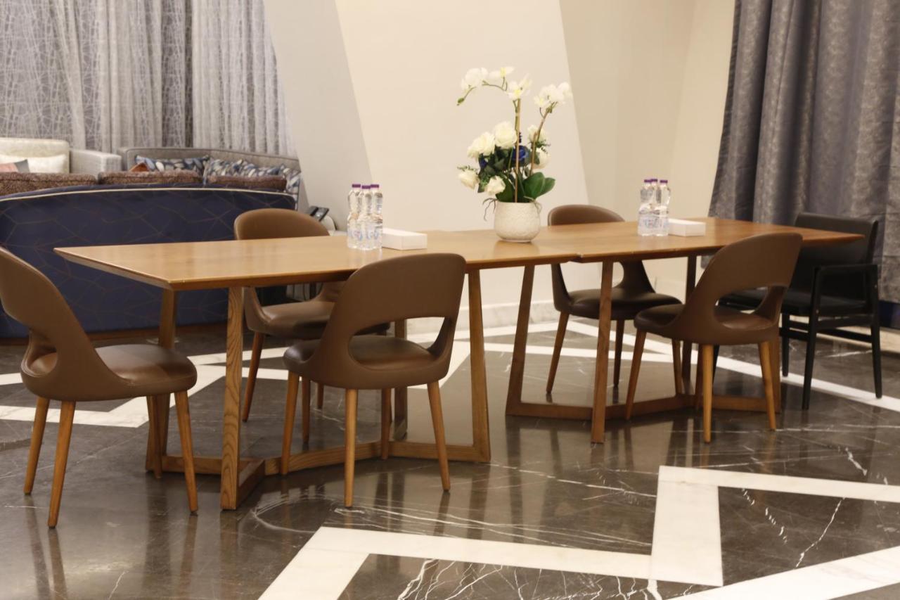 Waterfront Hotel Apartment Lusail Εξωτερικό φωτογραφία A meeting room at the Embassy of the United Kingdom in Riyadh