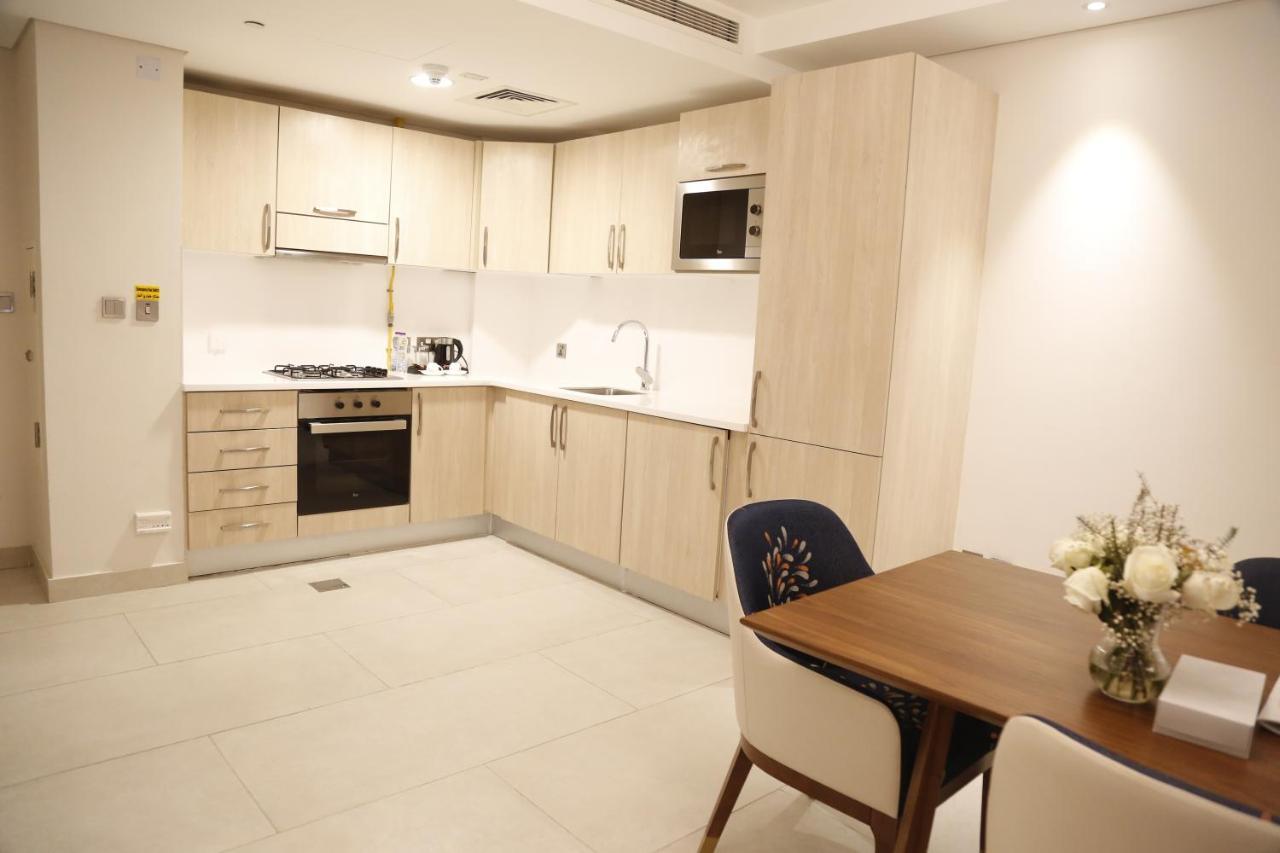 Waterfront Hotel Apartment Lusail Εξωτερικό φωτογραφία A kitchen in a serviced apartment in London